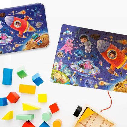 Imaginea din Puzzle pentru copii într-o cutie de tablă - spațiul cosmic