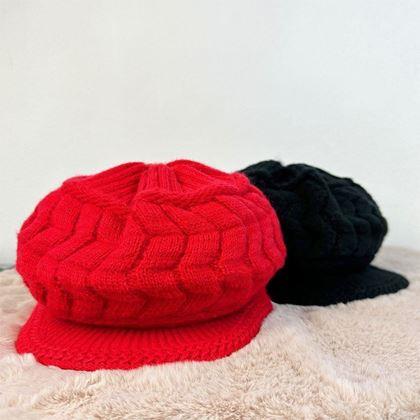 Imaginea din Beretă tricotată - roșie