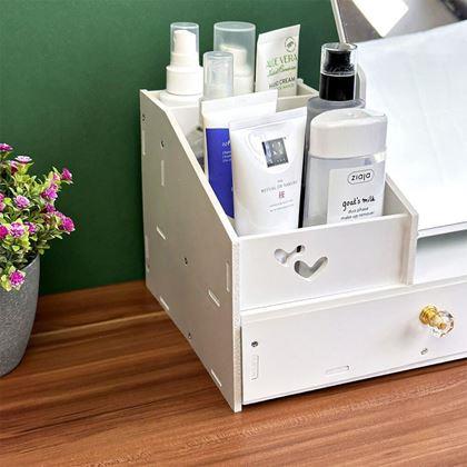 Imaginea din Organizator cosmetic cu oglinda