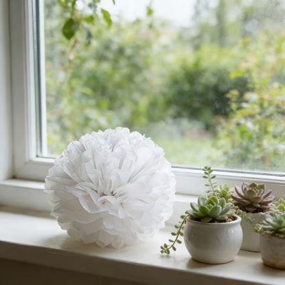 Imaginea Decor din hârtie albă Pompom 20 cm, set 5 bucăți